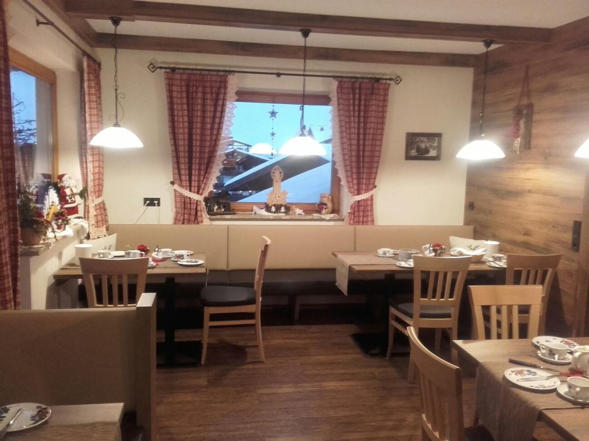 Gaestehaus Alpenblick Berwang Extérieur photo