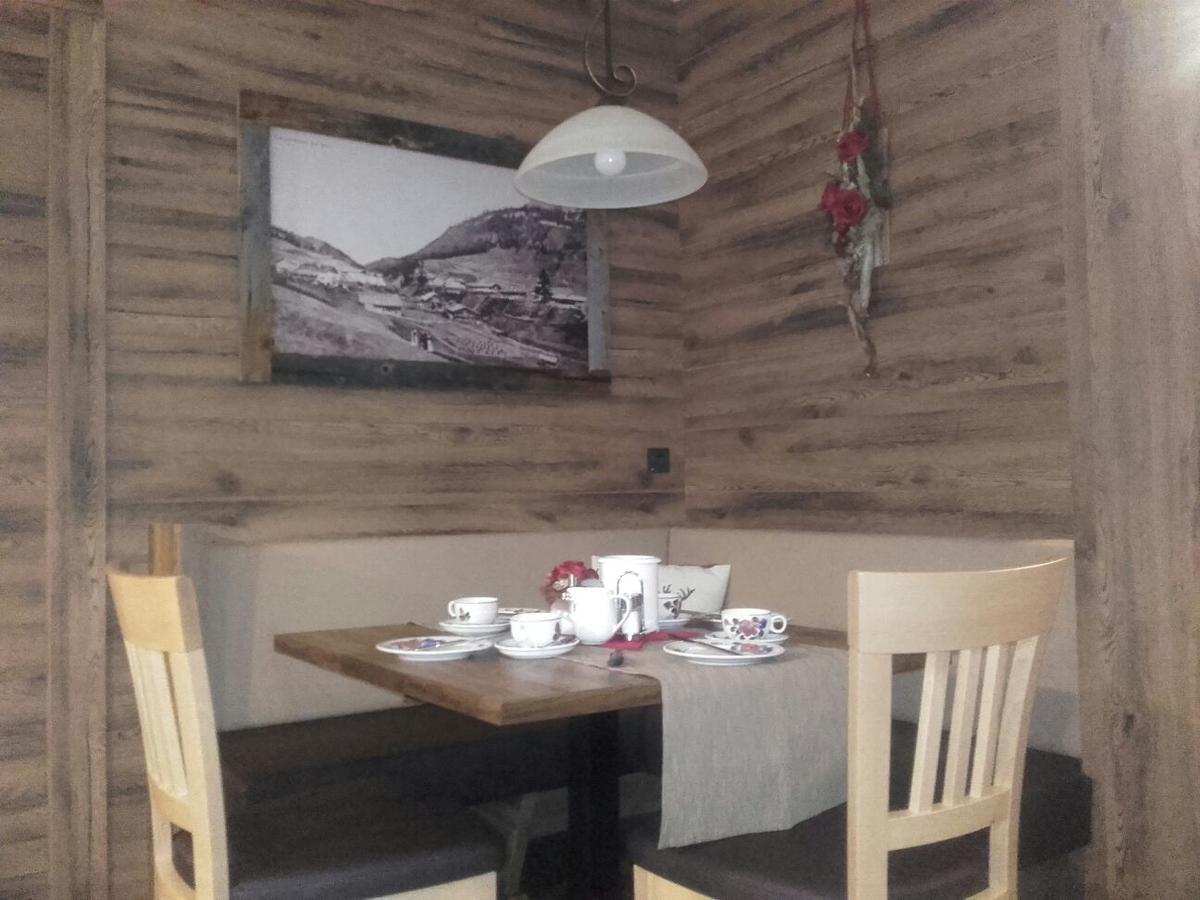 Gaestehaus Alpenblick Berwang Extérieur photo